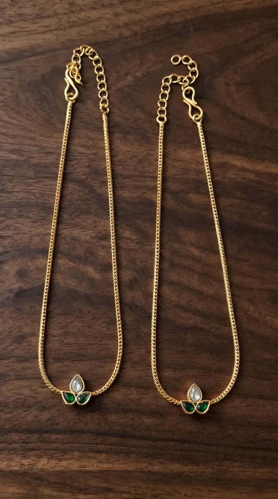 Emerald - White Lotus Kundan Anklet Pair