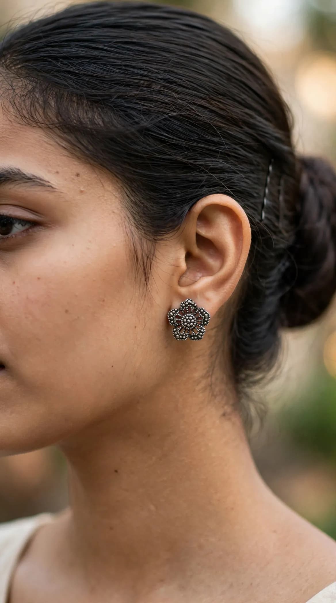 Bloom studs