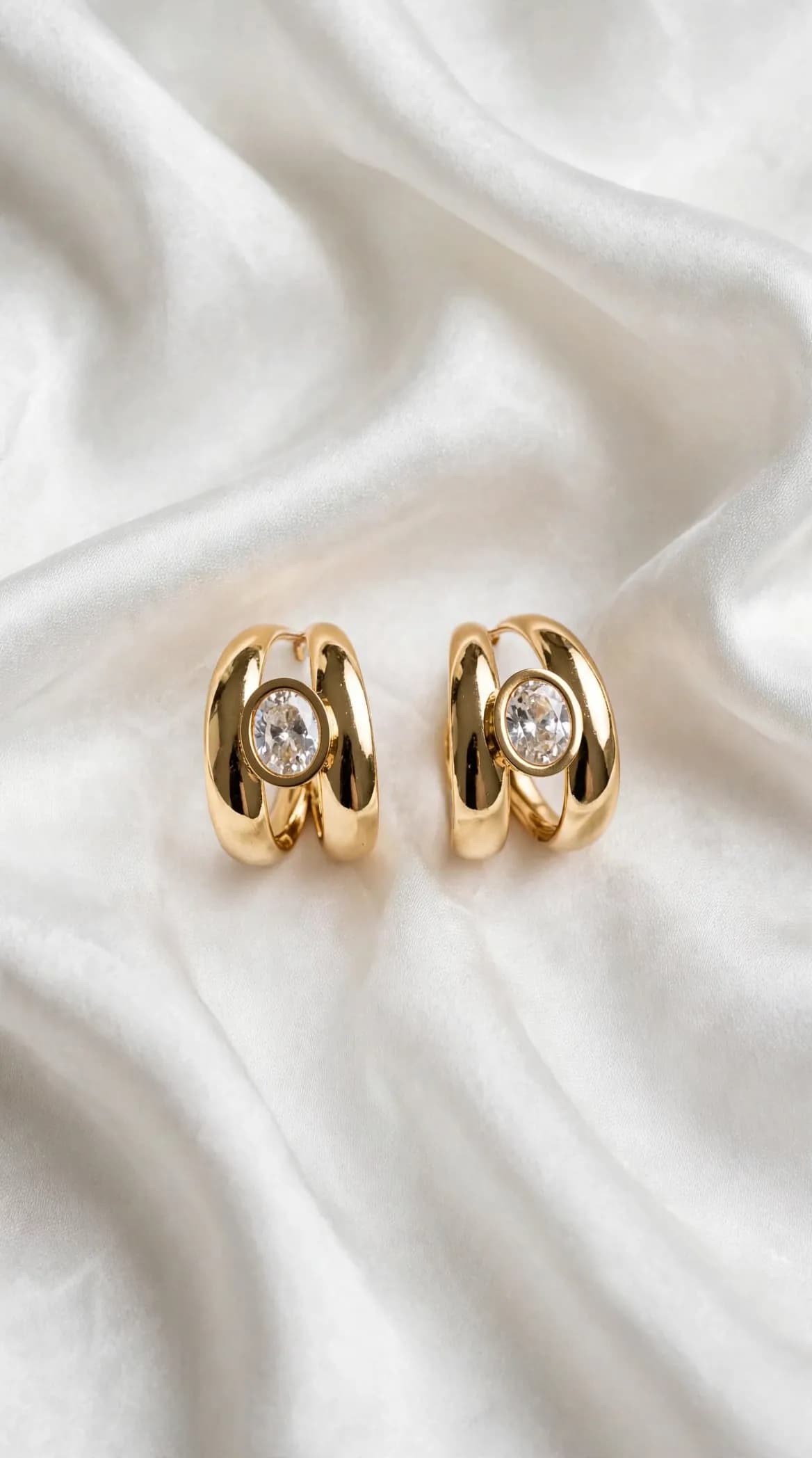 Bold Oval Curve